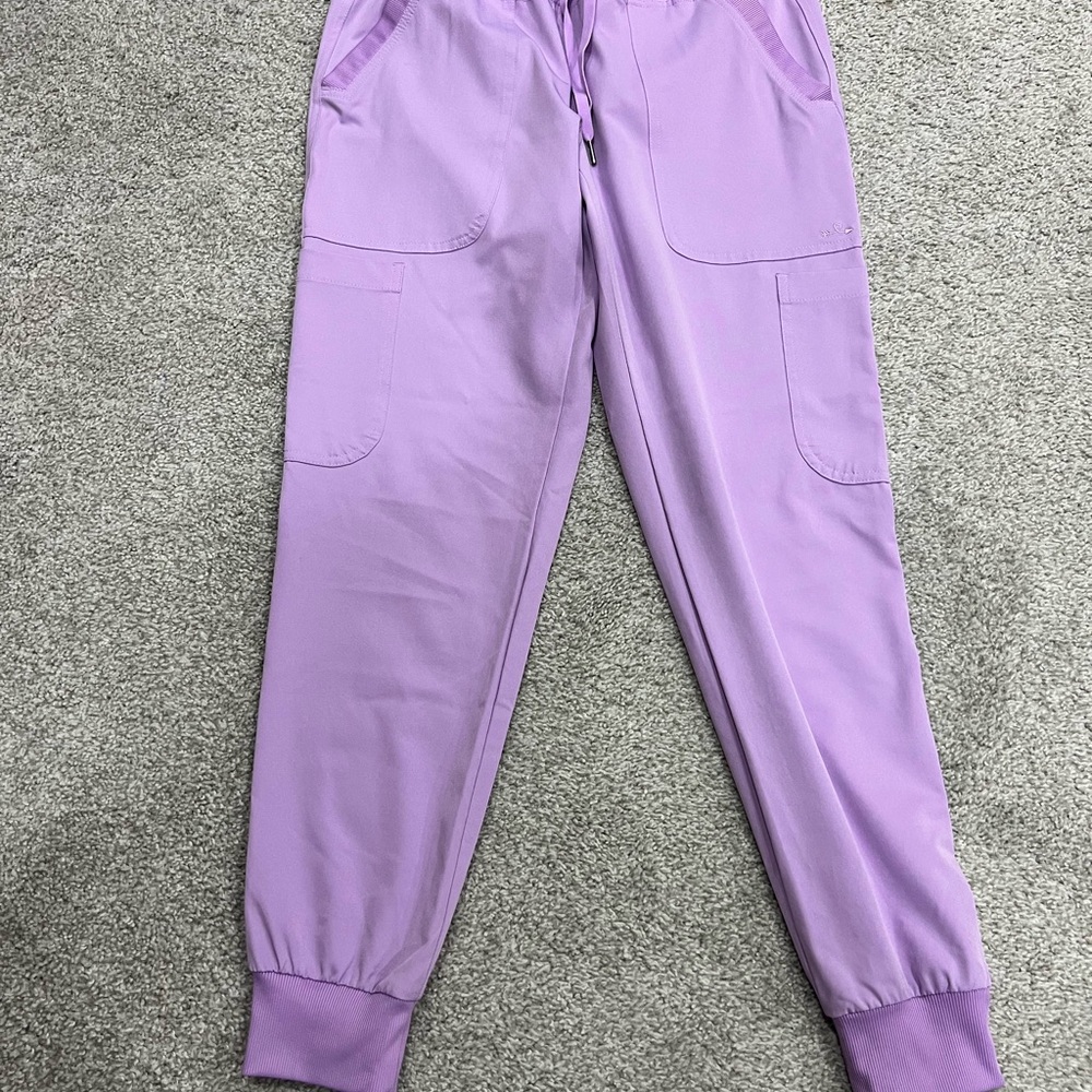 Lilac Women's Drawstring Cargo Jogger Pants